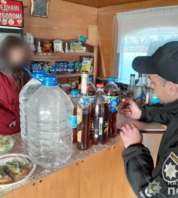 У Миколаєві припинили діяльність точки з продажу сурогатного алкоголю