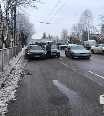 В Кривом Роге из-за ДТП затруднено движение: где именно
