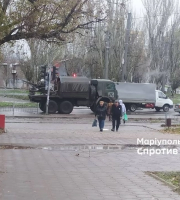 Росіяни перекидають техніку через окупований Маріуполь на Запорізький напрямок, - Андрющенко. ФОТО