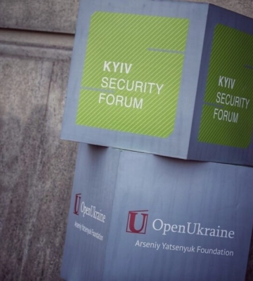 &quot;Разорвать замкнутый круг смерти&quot;. Киевский форум по безопасности проводит спецсобытие, посвященное 90-й годовщине Голодомора.&amp;hellip;