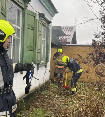 Трагічна пожежа у Дніпрі: загинув чоловік