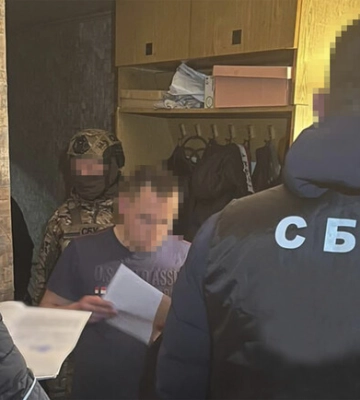 В Днепре мужчины помогали уклонителям покинуть Украину