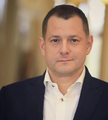 У Раді буде новий антирекорд: ще один народний депутат складає мандат