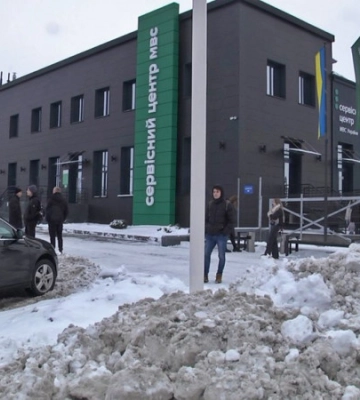 &quot;Прозорий іспит&quot;: на Волині практику й теорію з водіння відтепер можна здати лише у двох сервісних центрах