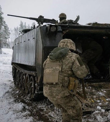 Ворог продовжує вести штурмові дії на Авдіївському та Бахмутському напрямках, — Генштаб