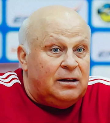 «Довелося трішки освіжити його»: відомий тренер з Луцька Кварцяний розповів, як він кинув пляшку в екслідера збірної України