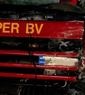 Водій вантажівки не впорався з керуванням та вчинив ДТП на Львівщині