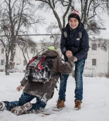 Восени діти не відпочивали: коли будуть зимові канікули у школах Івано-Франківська