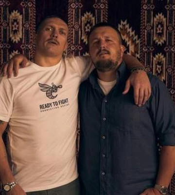 Промоутер розповів скільки ще часу Усик зможе боксувати на найвищому рівні