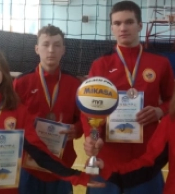 Дві рівненські команди завоювали нагороди Відкритої першості  Закарпаття з пляжного волейболу серед спортсменів із інвалідністю