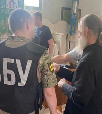 Суд виніс вирок священнику московського патріархату з Хустщини за підозрою у поширенні комуністичної ідеології