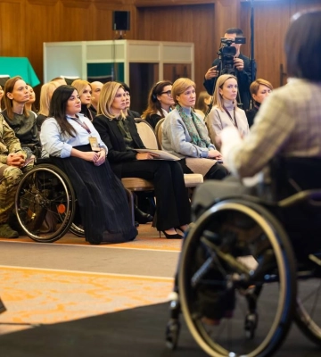 Зеленська: для людей з інвалідністю випробування не обмежуються отриманням протеза