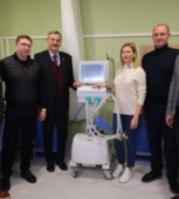 Лікарні Одеської, Миколаївської, Херсонської областей отримали апарати ШВЛ від Угорщини