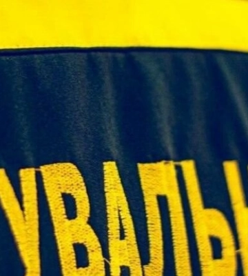 На Львівщині ДСНС вночі врятувала &quot;швидку&quot; з хворим, яка застрягла на дорозі