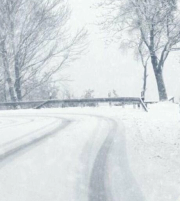 У Львові не поділили дорогу дві маршрутки (ФОТО)