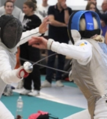 Спортсмени з Миколаєва вибороли медалі на Всеукраїнських національних змаганнях із фехтування