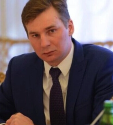 Еще один нардеп складывает депутатский мандат