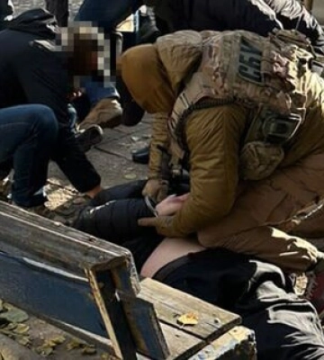 Викрито рекетирів, які під виглядом &quot;правоохоронців&quot; &quot;обкладали даниною&quot; ухилянтів на Одещині, - СБУ. ФОТО