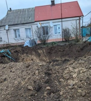 Ворог масовано обстріляв населений пункт у Запорізькій області, місто знеструмлено. ФОТО