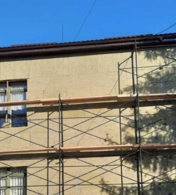 У Бабинцях на Київщині відновлюють пошкоджену внаслідок війни школу