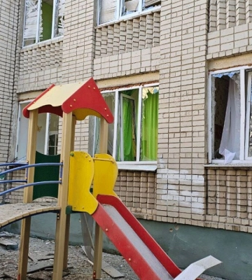 Армия РФ атаковала детсад в Шуменском микрорайоне Херсона