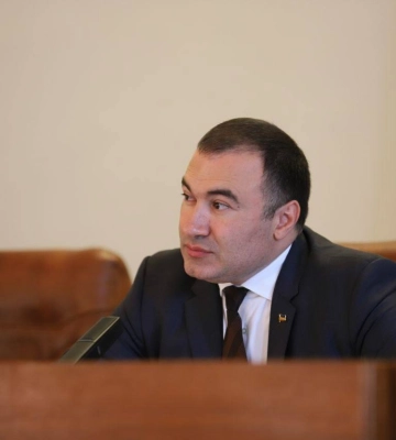 Ексголова Харківської облради Товмасян пішов у ЗСУ і показав фото у формі