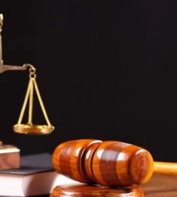 Вибух у Шевченківському суді: офіцеру та сержанту Нацгвардії оголосили вироки