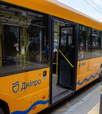 У Дніпрі зменшать кількість пільгових місць на автобусних маршрутах: у які години