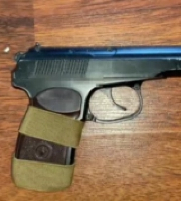В Одесі двоє молодиків, погрожуючи пістолетом, відібрали майно на загальну суму понад ₴60 тисяч