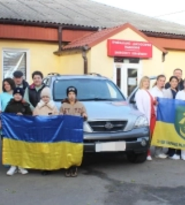Ізмаїльська районна лікарня на Одещині передала автівку захисникам