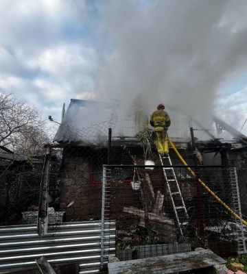Чоловік з двома дітьми загинули під час пожежі у закарпатському Солотвині