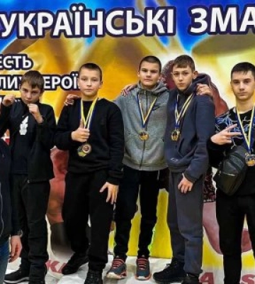 Миколаївські спортсмени здобули 16 медалей на змаганнях з кікбоксингу ІСКА