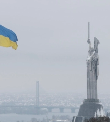 В Киеве осень-2023 заняла второе место среди самых теплых в истории