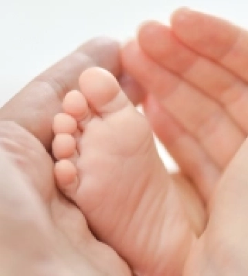 Уже має вісім хлопчиків і восьми дівчаток: 44-річна мешканка Рівненщини народила 17-ту дитину