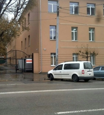 У Дніпрі за минулий тиждень накладено понад 2500 штрафів за порушення правил паркування