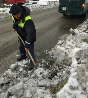 У Черкасах впродовж дня працювали 14 тракторів