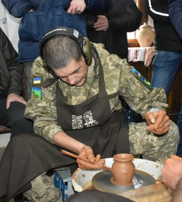 Як ремеслами та волинським фольклором реабілітовували воїнів України