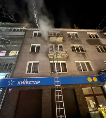 Повідомили деталі пожежі у центрі Луцька