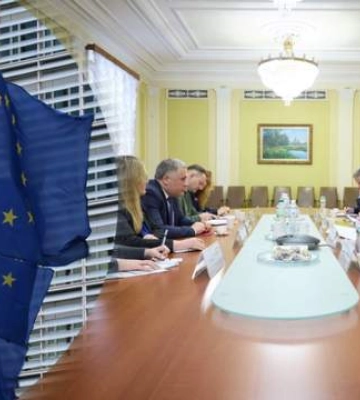Украина начала консультации с Европейским Союзом по гарантиям безопасности