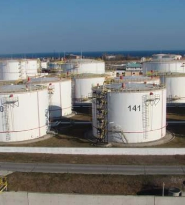 Оккупанты заявили об атаке дронов на нефтебазу в Крыму