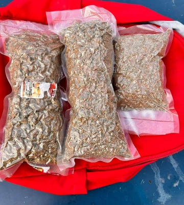Жителя Виноградова затримали з кілограмом марихуани