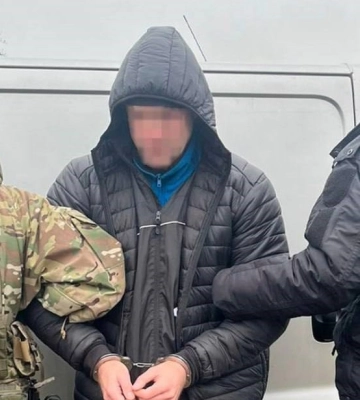 Житель Полтавщини організував злочинну групу, яка обкрадала фури з товаром