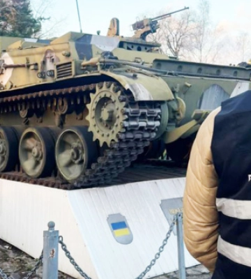 В Черниговской области задержан военный, который продал танковые запчасти