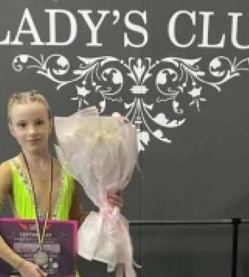 Учениця Бериславської школи перемогла на чемпіонаті повітряного танцю LSD
