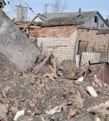 Росіяни скинули 25 авіабомб на населені пункти Херсонщини, є поранені