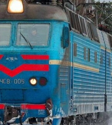 Свято наближається:  &quot;Укрзалізниця&quot; запускає новий поїзд з Дніпропетровщини до Карпат