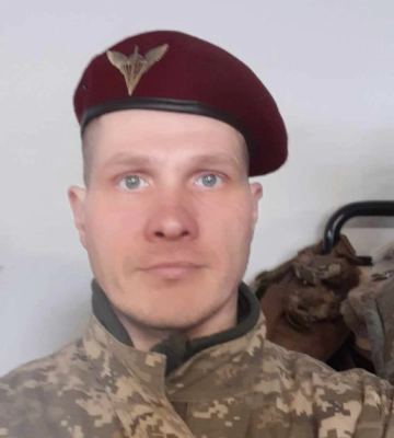 На війні загинув бойовий медик з Путивльщині: похорон у Сумах