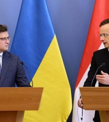 Україна пояснила, чому відклала переговори з урядом Угорщини