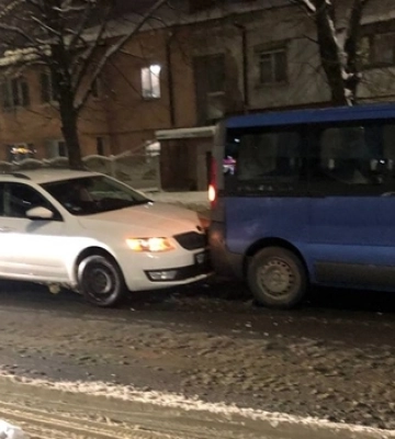 Рух ускладнений: у Луцьку на Львівській – ДТП 