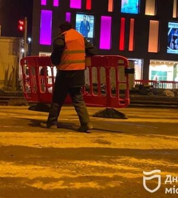 У Дніпрі відновили  рух авто на перехресті просп. Д. Яворницького та вул. Липинського